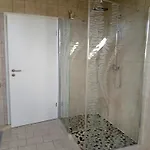 Südlicher Ortsrand Von 100m² Apartment