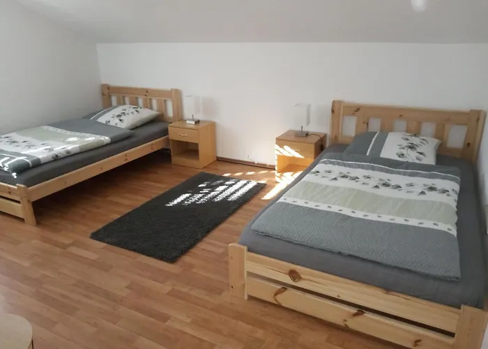 아파트 Fewo Suedlicher Ortsrand Von Rott 100M² *